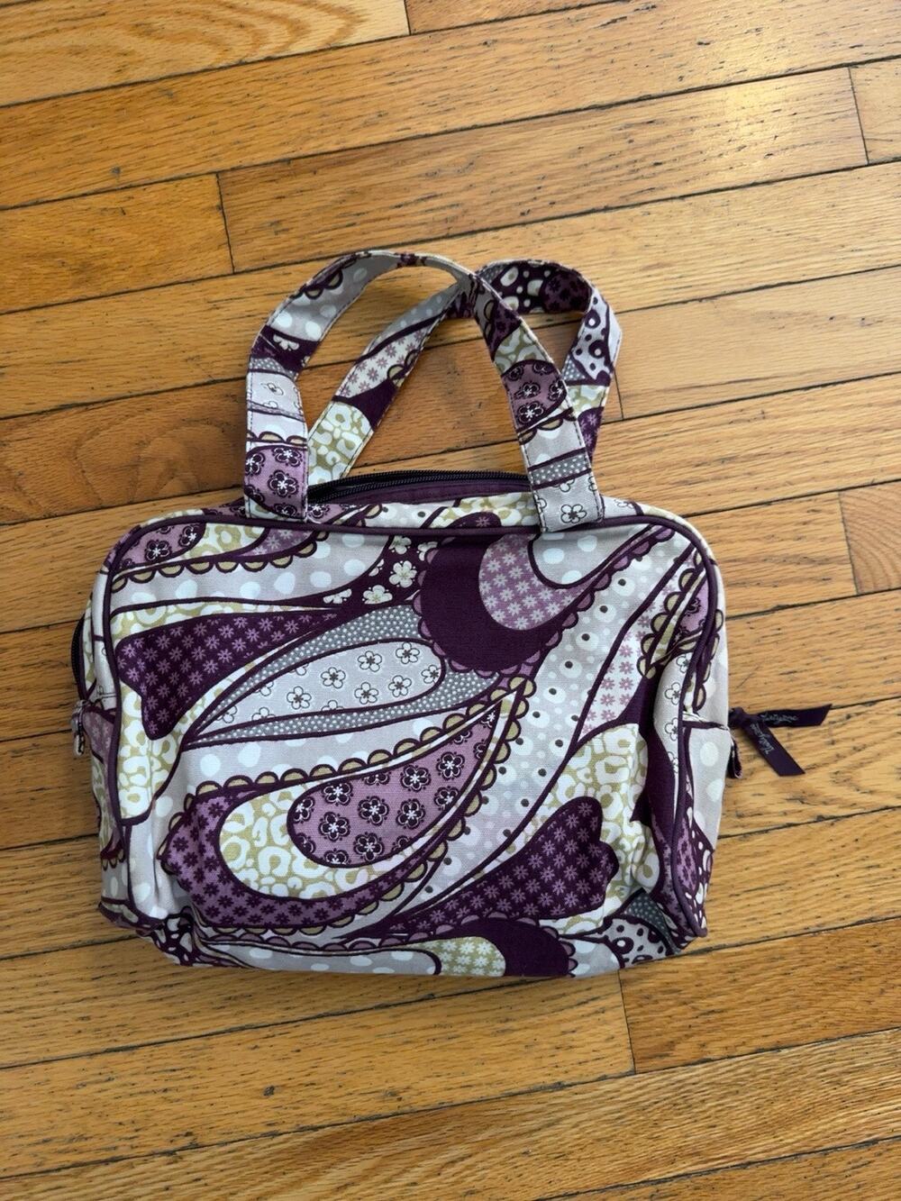 Thirty-One Gifts Paisley Cosmetic Makeup Travel Toiletry Bag Purple Zip Case